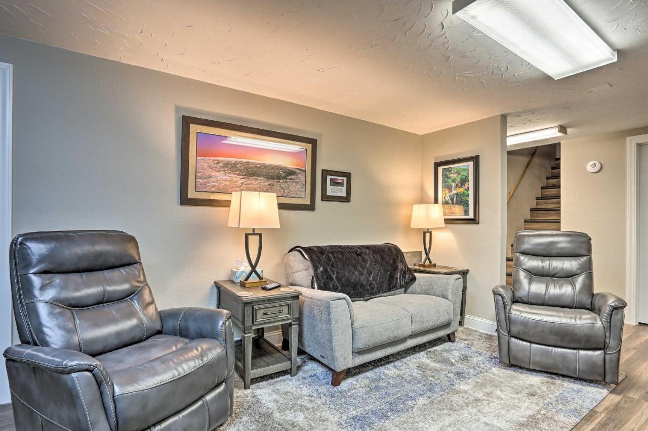 Centrally Located Sturgis Apt On Main St With Garage Екстериор снимка